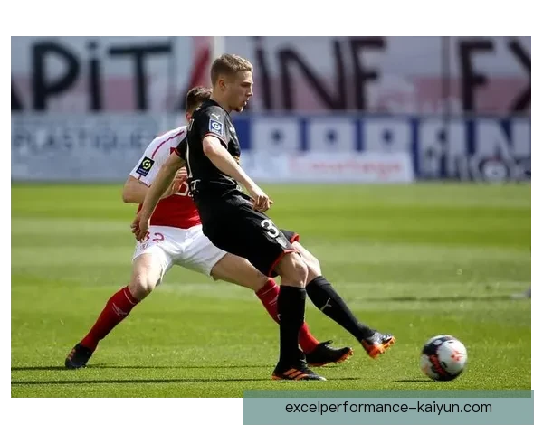 特奥在现代边卫中的表现分析与发展趋势