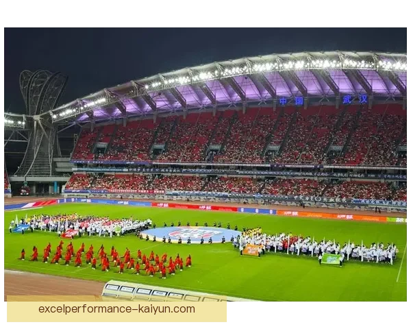 中超球迷点评：联赛竞争格局与观赛体验持续提升